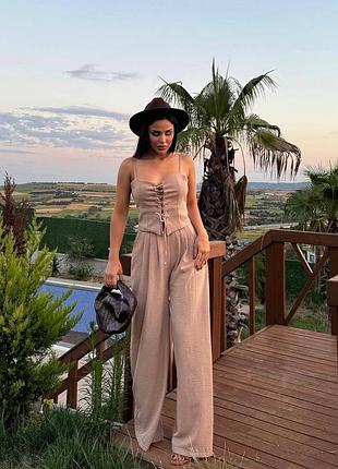 Костюм з льону