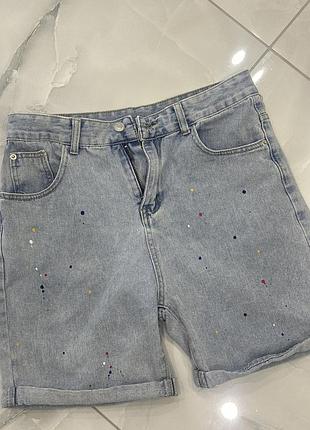 Чоловічі шорти з принтом