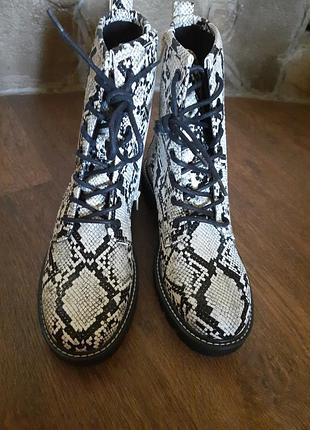 Ботинки catwalk раз 41 стелька 26.8см