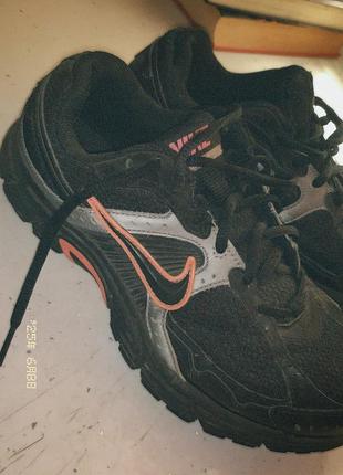 Вінтажні кросівки nike dart 7