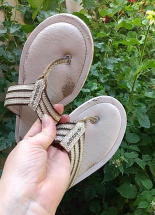 Шлепанцы вьетнамки adidas 42