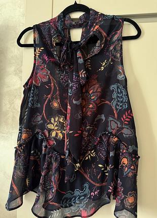 Легенька напівпрозора блуза бренду next