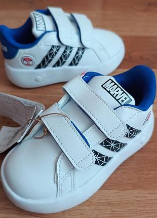 Новые оригинальные adidas mervel 26 длина стельки по факту 16.5см