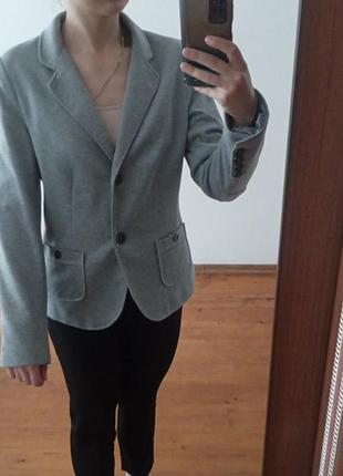Жіночий сірий піджак/жакет