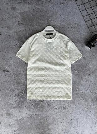 Футболка шикарная