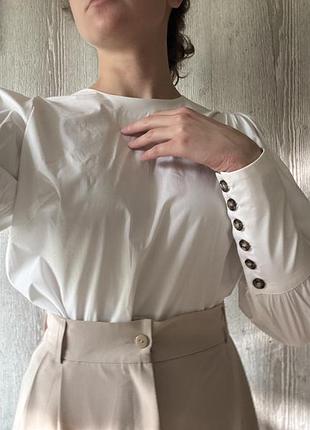 Шикарна біла блуза українською бренду сорочка з ґудзиками