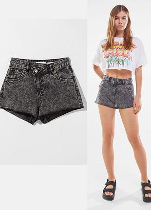 Sale🔥джинсові шорти bershka з асиметричною ширинкою eu 36 xs-s