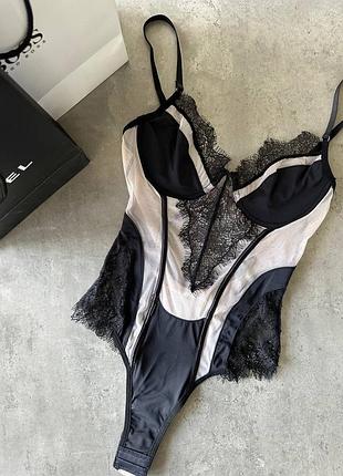 Еротична жіноча білизна боді