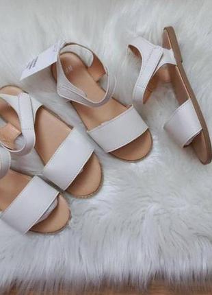 Сандалі на дівчинку 2