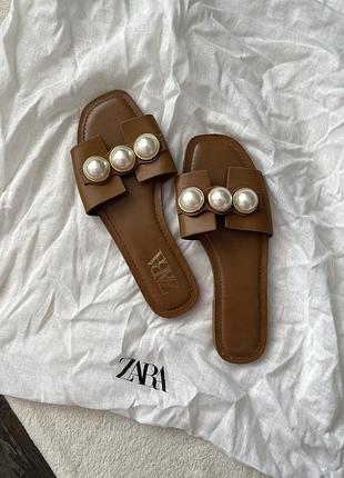 Коричневі шкіряні шльопанці, тапочки, босоніжки zara