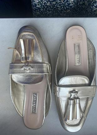 Шльопанці золоті