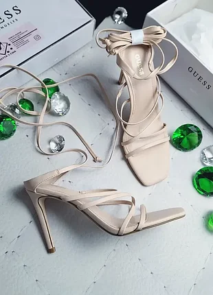 Guess оригінал бежеві босоніжки на щав'язках на високій шпильці