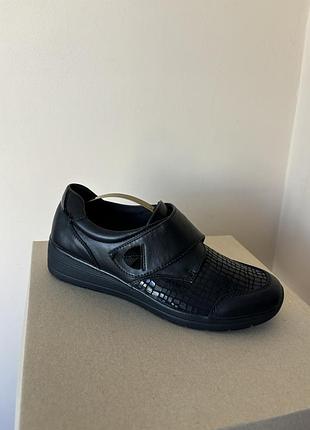 Easy street  кілі кросівки на ліпучці 39 6 1/2