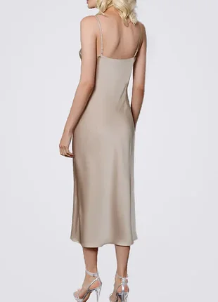 Платье с вышивкой полиэстр р.лл