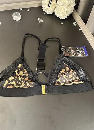 Дуже красивий бралет hunkemoller