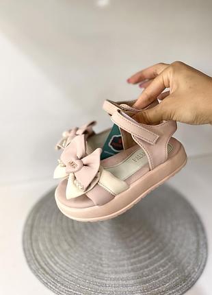 Босоніжки для дівчинки 5