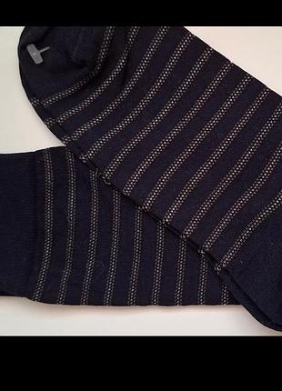 Пара шкарпетки египетський котон 
тонкі і мякі
полоски два ряди бежевий ниткою посередині білою