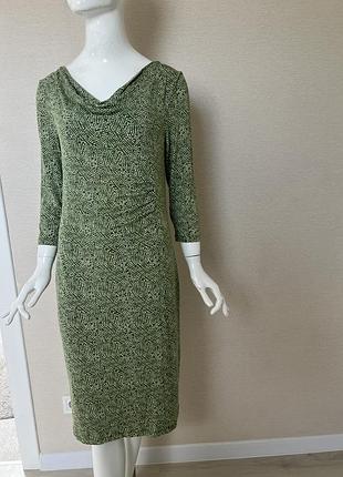 Красиве трикотажне плаття kettlewell