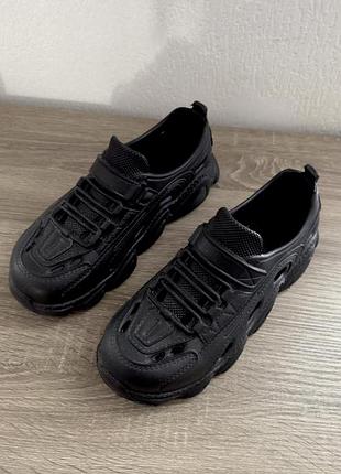 Летние кроссовки мужские типа crocs
