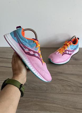 Кросівки бігові saucony fastwitch оригінал