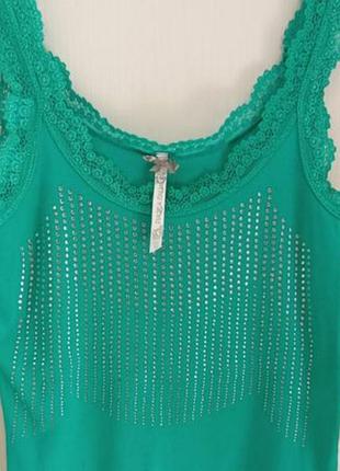 Женская майка с кружевом