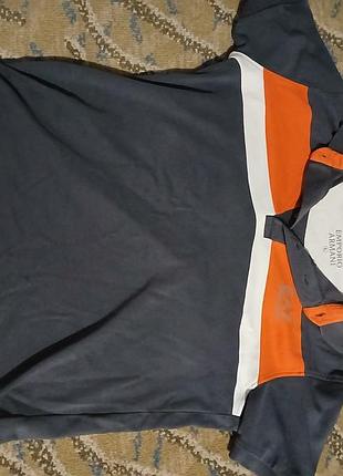 Фудболка armani в идеальном состоянии