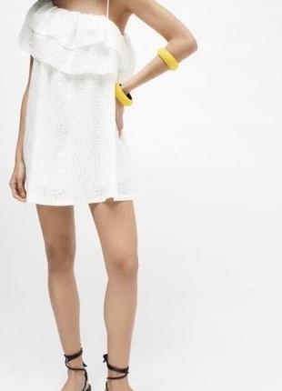 Сукня ніжна