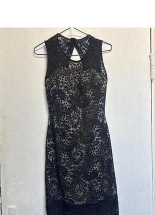 Мереживна сукня