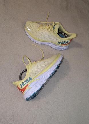 Кросівки hoka 40р. 25.5см original відмінний стан