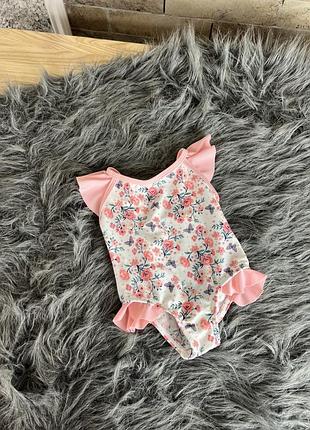 Суцільний купальник