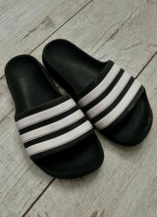 Тапці adidas