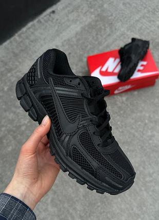 Кроссовки nike air zoom vomero 5 triple black, кроссовки самые волы