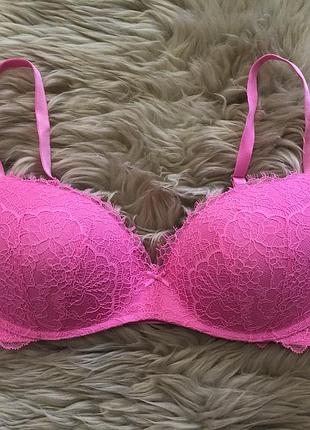 Шикаррой розовый бюстгальтер без косточек victorias secret