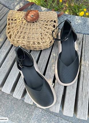 Босоніжки girls чорна шкіра перфорація.