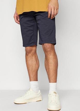 Чоловічі шорти  
 lyle & scott
