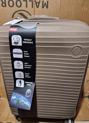 Чемодан маленький полипропилен противоударный&nbsp; бежевый 55х38х21 см&nbsp; flippini