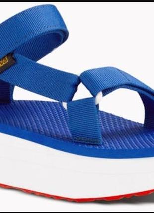 Жіночі спортивні босоніжки teva