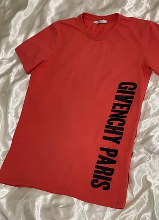 Футболка  givenchy paris брендована