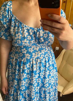 Голуба сукня міді в квітковому принті plus size