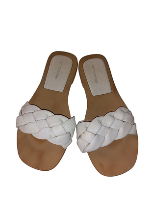 Кожаные женские шлепанцы.