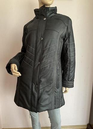 Якісна німецька курточка на синтепоні/44/ brend mona