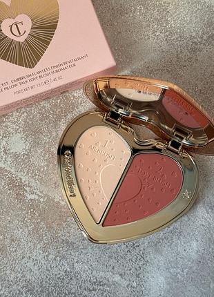 Charlotte tilbury - beauty soulmates face palette – love is… - палетка для обличчя пудра + румʼяна
