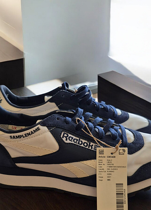 Оригинальные кроссовки reebok classic aztec(оригинал)42-27см.