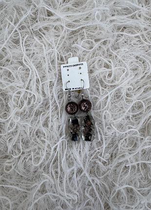 Сережки коричневого кольору