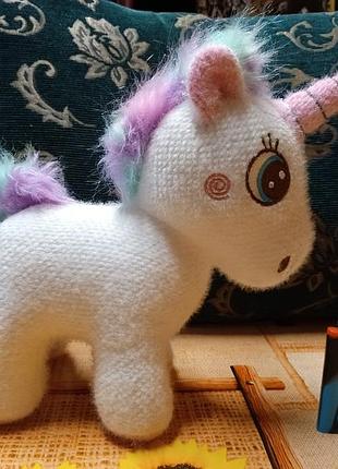 Єдиноріг 🦄