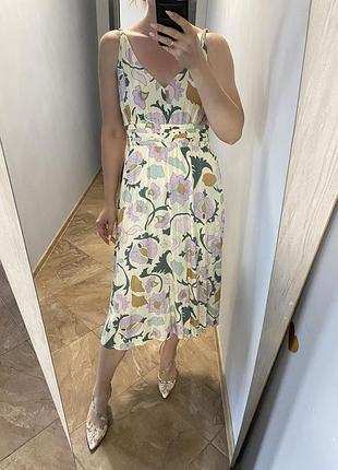 Ніжна сукня плаття сарафан
