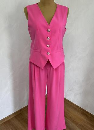 Яскравий костюм з штанами katch me