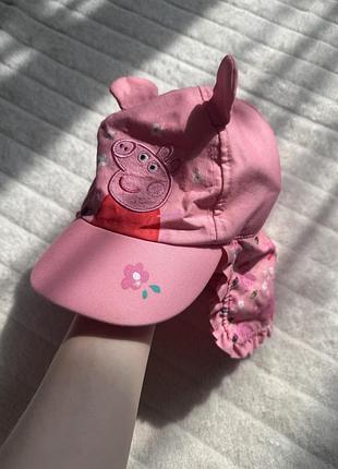Кепка закрита на 1-3 роки з свинкою пепа