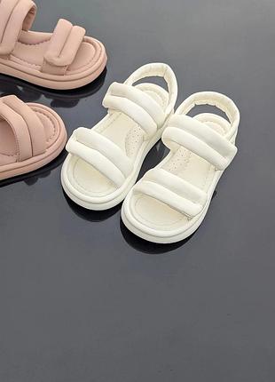 Білі босоніжки для дівчаток 28р