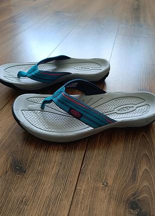 Шлепанцы женские, вьетнамки keen